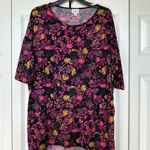 Medium Lularoe Irma Tunic